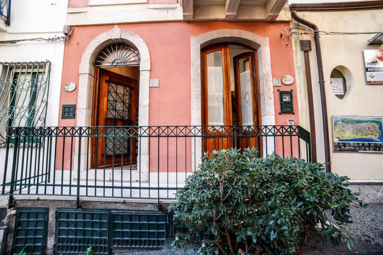 Il Carretto Taormina Center Apartment Exterior photo
